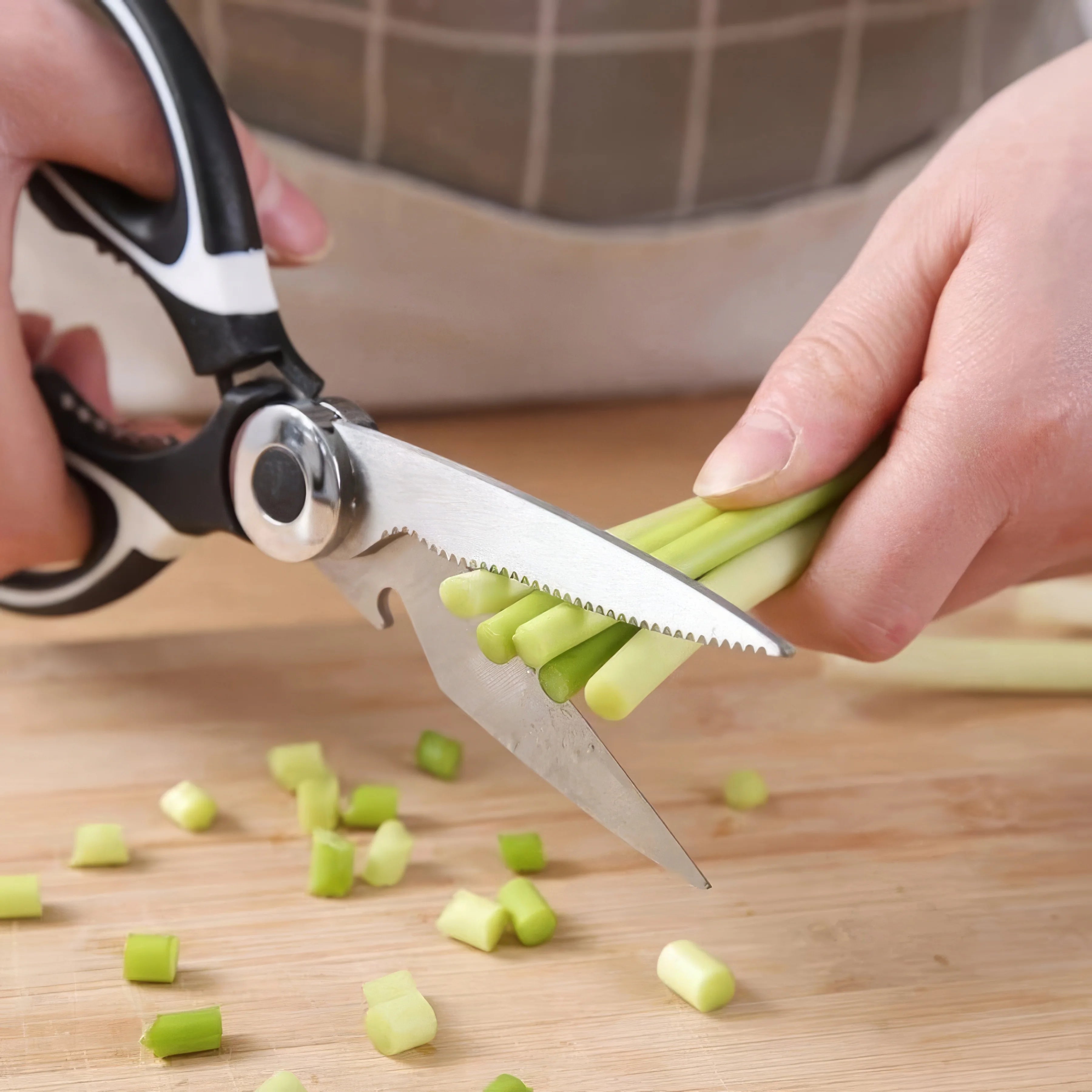 Multifunctional Kitchen Scissors Black