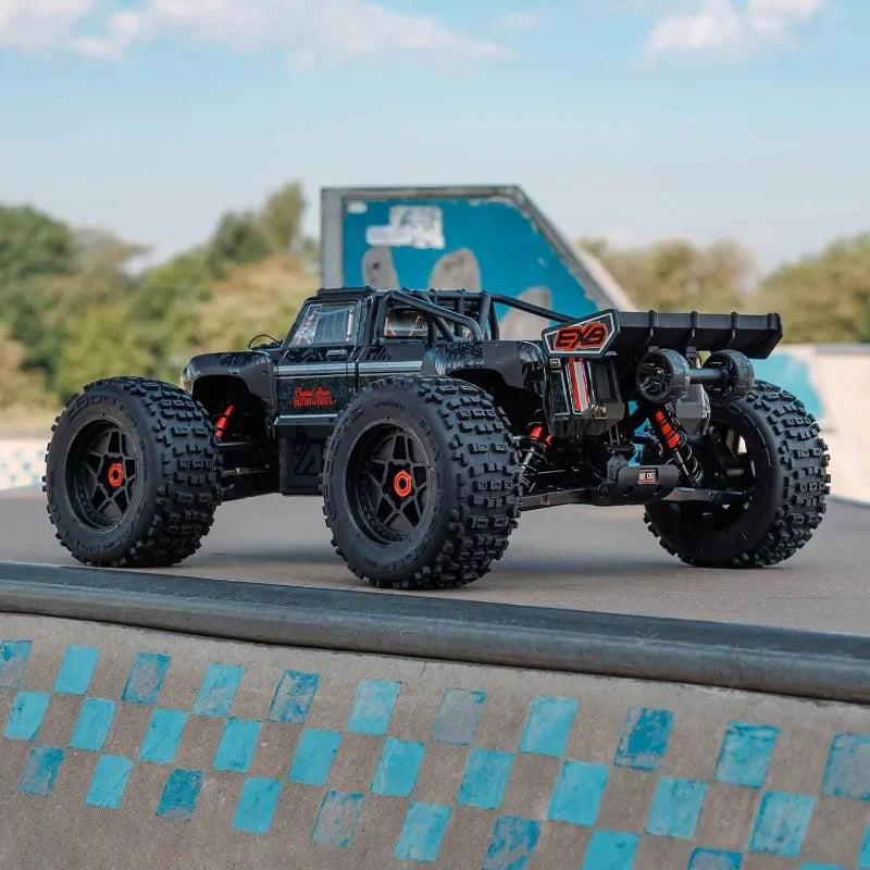 RC Truck Outcast 4X4 8S BLX 1/5 Stunt Truck Black
