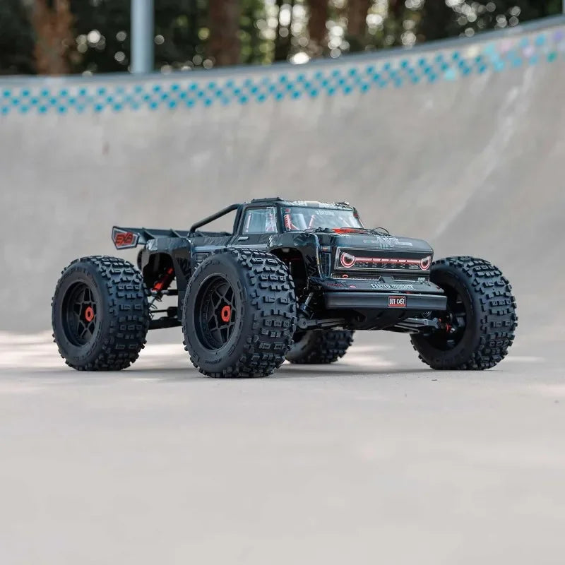 RC Truck Outcast 4X4 8S BLX 1/5 Stunt Truck Black