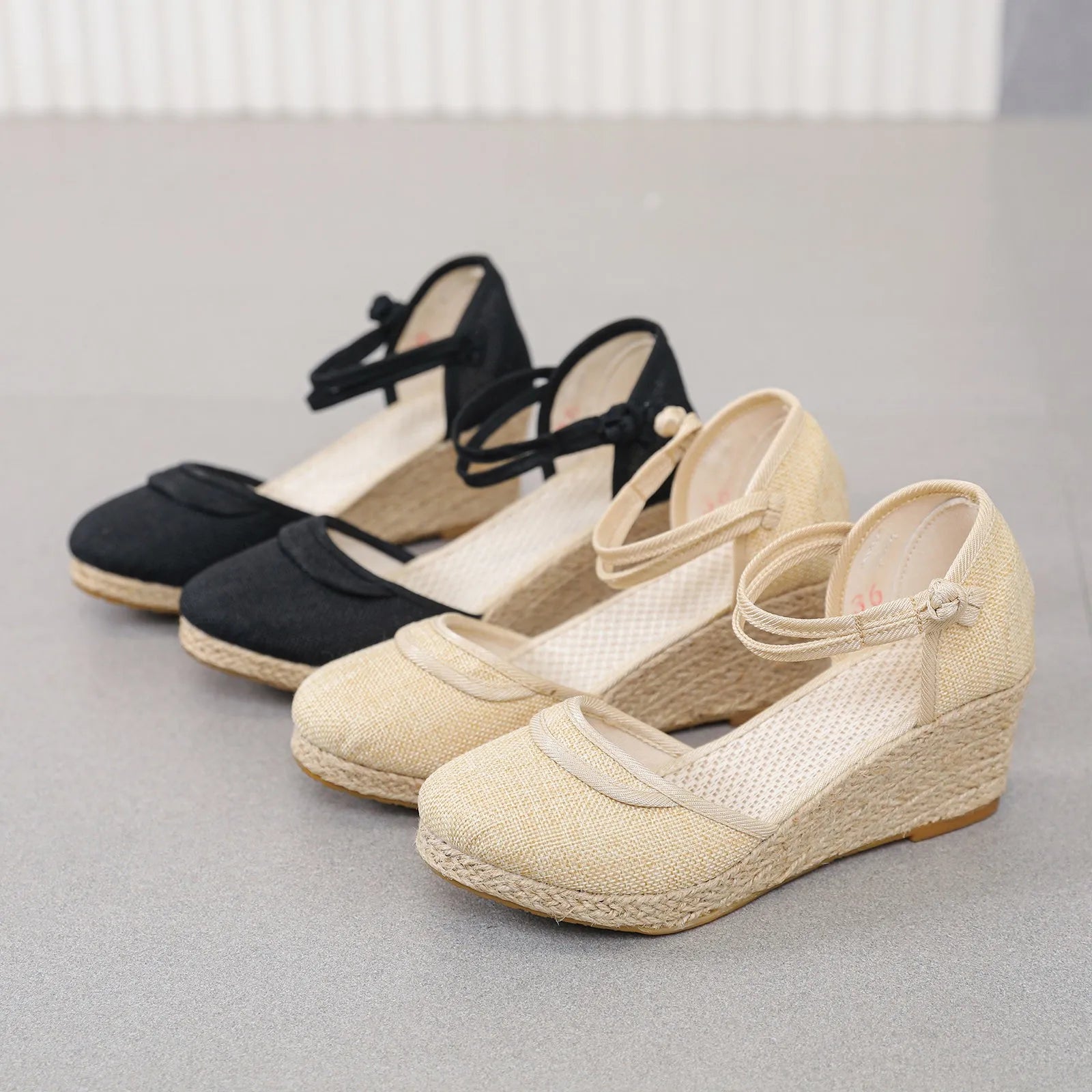 Retro Plain Wedge Sandals