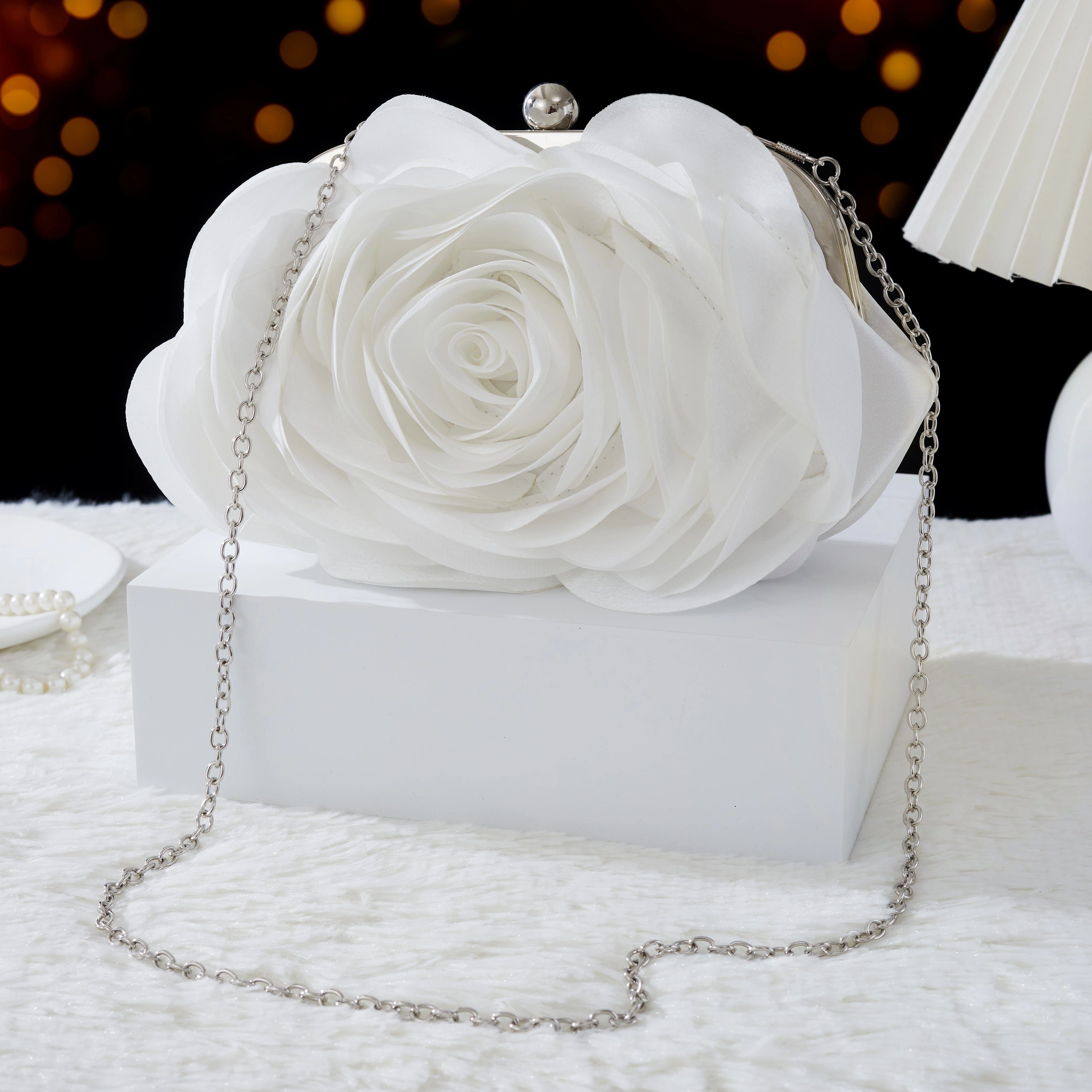 Elegant Rose Flowers Evening Clutch