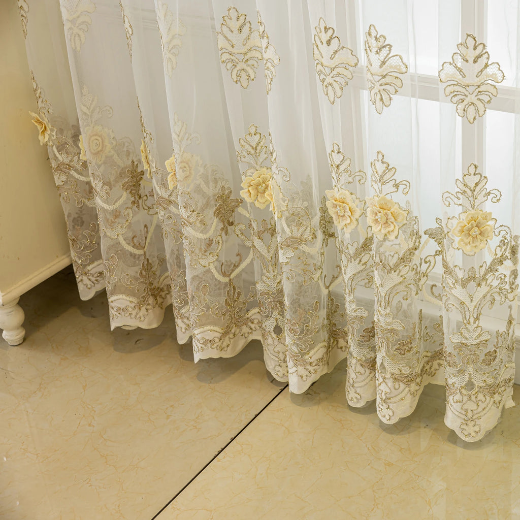 Luxurious Decorative Curtain